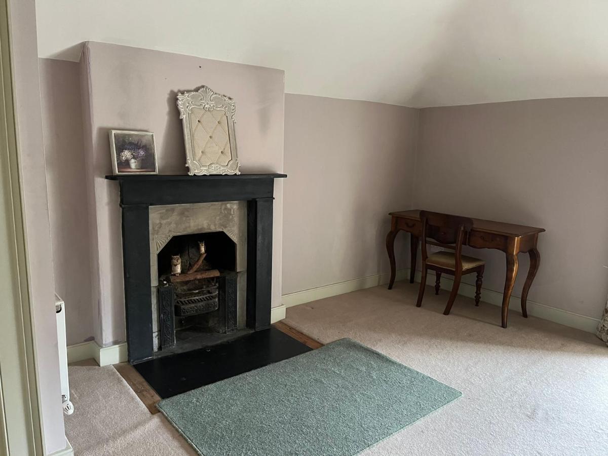 2 Bed Courtyard Apartment At Rockfield House Kells In Meath - Short Term Let Esterno foto